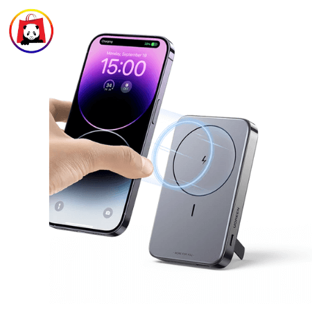 UGREEN Kickstand Magnetic Wireless Power Bank